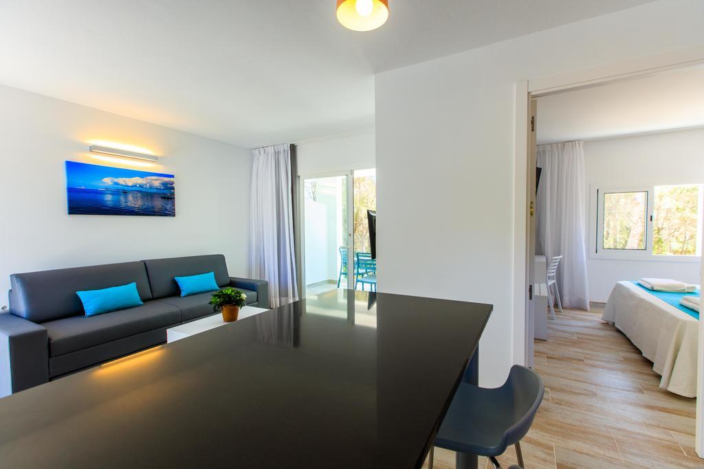 פלאיה מיג'ורן Pinos Playa Suites מראה חיצוני תמונה