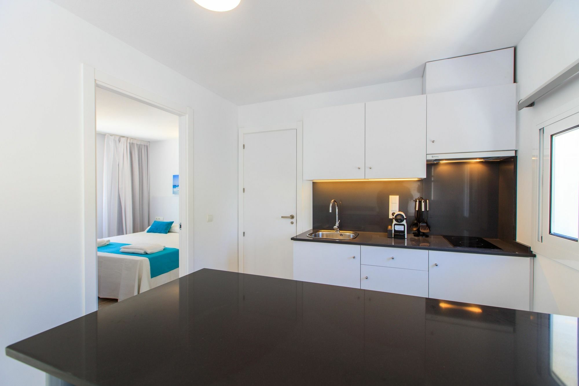 פלאיה מיג'ורן Pinos Playa Suites מראה חיצוני תמונה