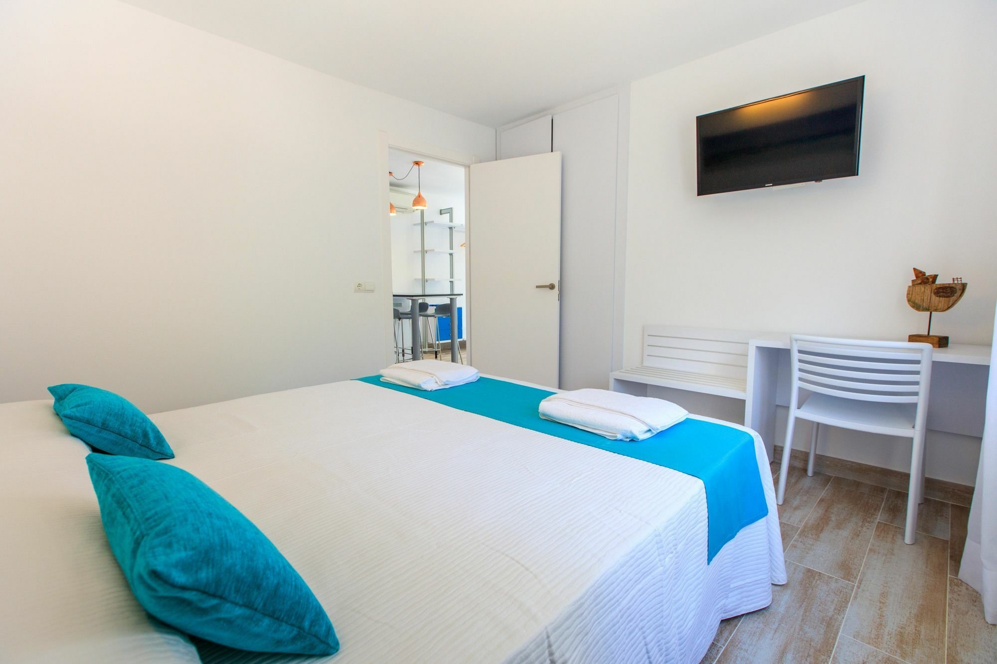 פלאיה מיג'ורן Pinos Playa Suites מראה חיצוני תמונה